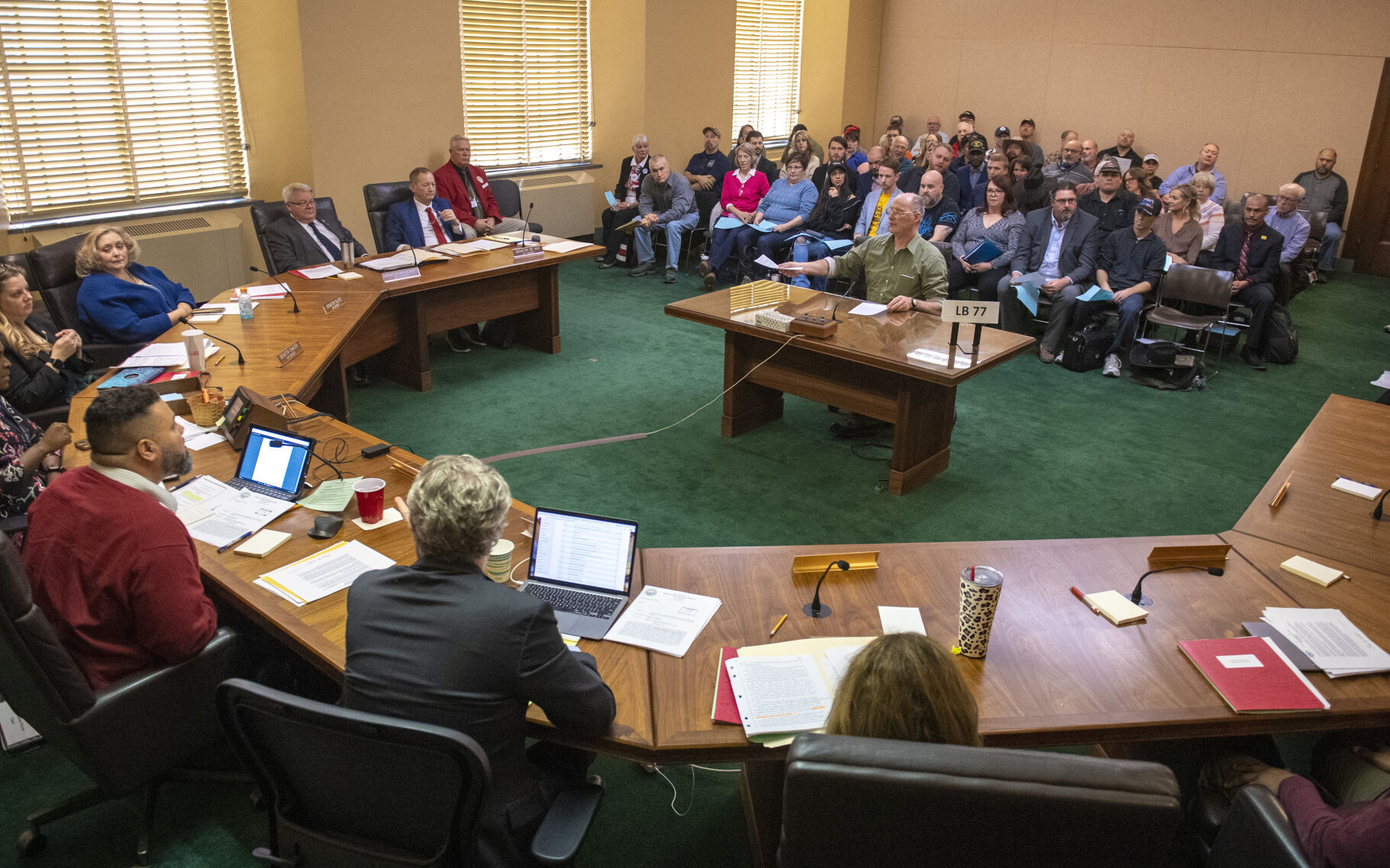 Guns hearing, 1.26